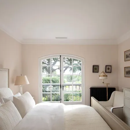 فيلة Luxury 5 Bedroom, 4 Bathroom In أنتيب