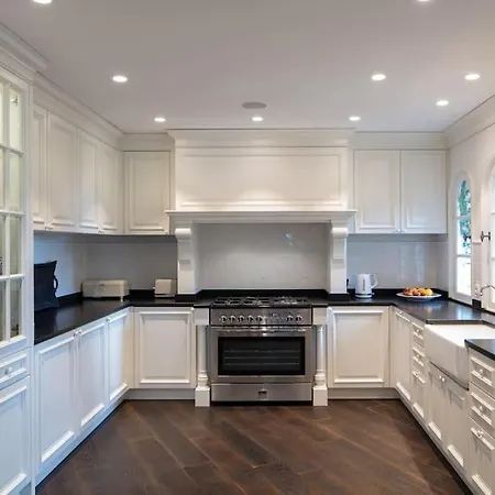 Luxury 5 Bedroom, 4 Bathroom In فيلة